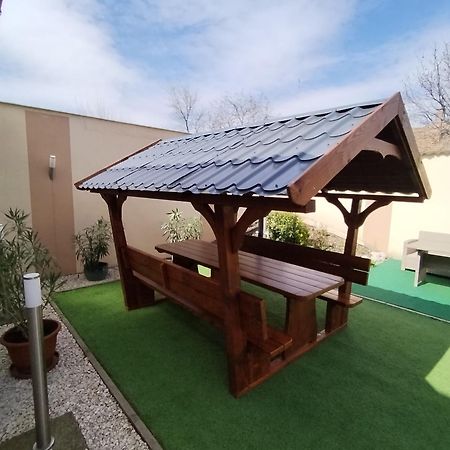 Elza Apartman Mako Exterior photo